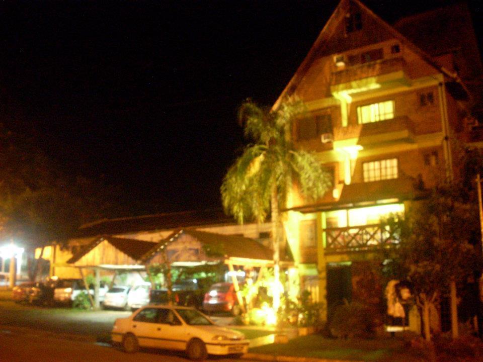 אל סוברביו Hotel Los Abuelos מראה חיצוני תמונה